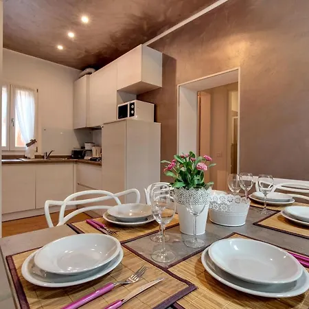 Daire Castello Di Godego Sleeps 7 Air Con Wifi *